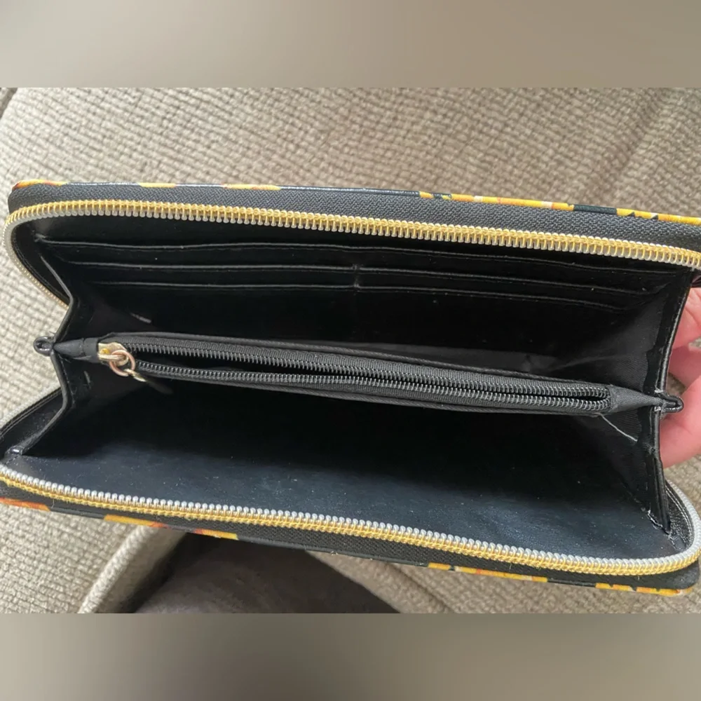 Sunflower wallet - Picture 2 of 2